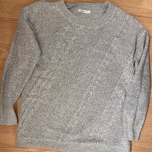3/$30 - REITMANS Gray Cable Knit Sweater